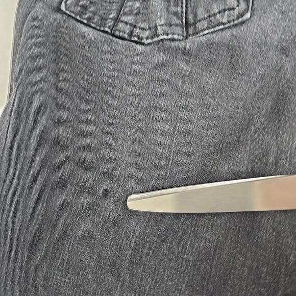 TRIPP NYC Womens Black Capri Cropped Pants 12 Stretch Skull Detail Grunge Goth - Picture 12 of 14